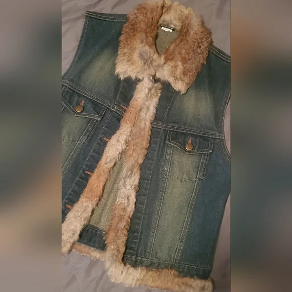 Vintage Cejon 100% Real Rabbit Fur Trim Denim Vest ♥️ - Picture 3 of 5